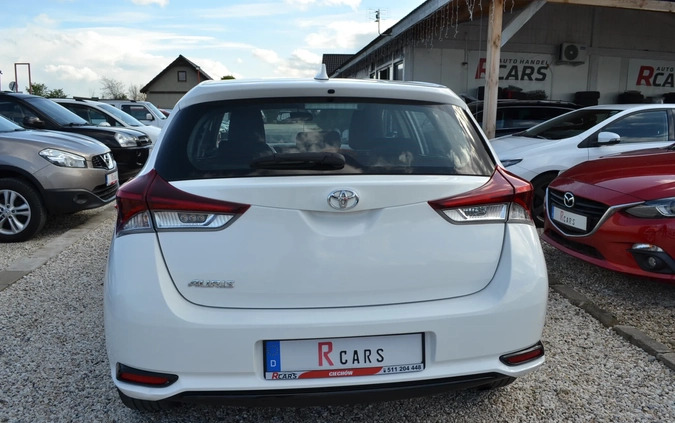 Toyota Auris cena 42800 przebieg: 134109, rok produkcji 2017 z Ciechocinek małe 742